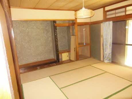 5DK House with Warehouse on 753sqm Land in Arao City - Thumbnail 4