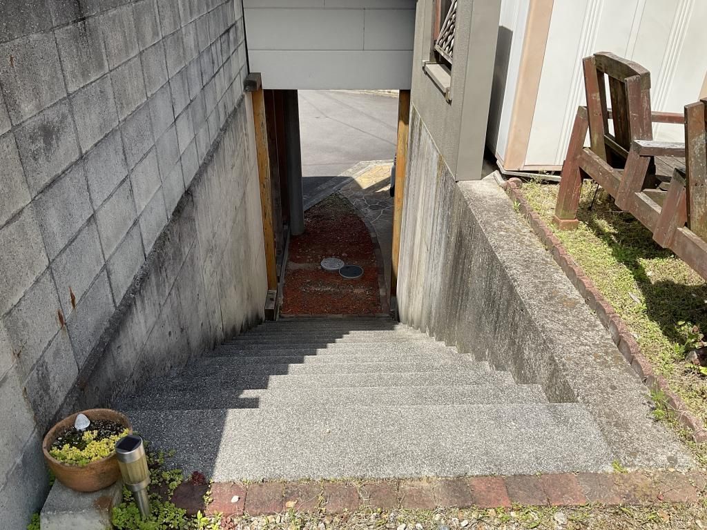 4LDK Detached House in Tobe Town, Ehime - Akiya Bank - Thumbnail 4
