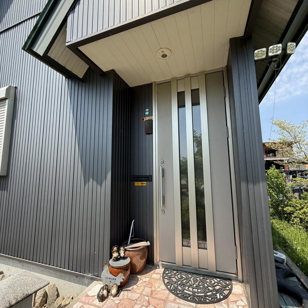 Detached House with Large Land in Oyabe City, Toyama - Thumbnail 2