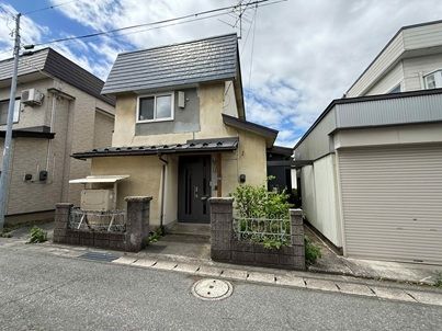 5LDK Detached House for Sale in Hirosaki, Aomori - Thumbnail 2