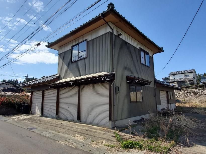 Spacious Japanese-Style House for Sale in Echizen Town, Fukui - Thumbnail 2