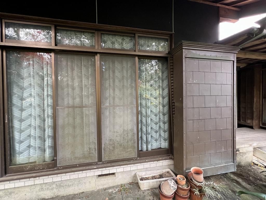 Traditional 9DK House with Detached Unit on 793sqm Land in Kakamigahara - Thumbnail 4