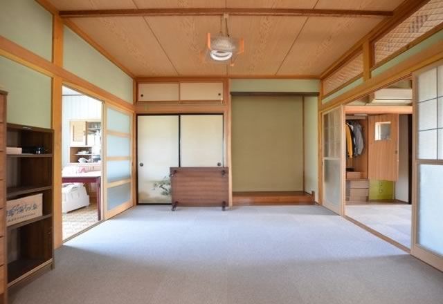 Spacious 5DK Wooden House for Renovation in Sado City, Niigata - Thumbnail 3