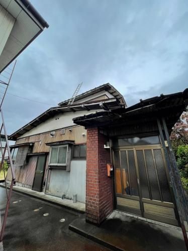 Renovation Project: 6DK Wooden House on Large Plot in Joetsu, Niigata - Main Image