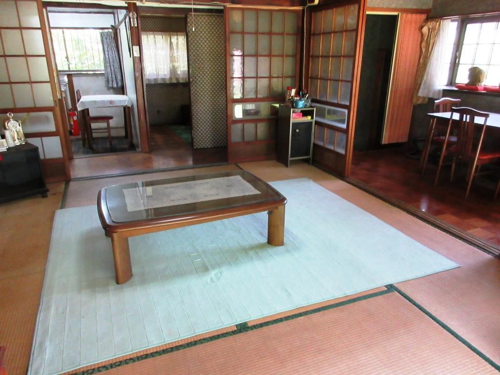 5DK Detached House on 869 sqm Corner Lot in Kasama, Ibaraki - Thumbnail 2