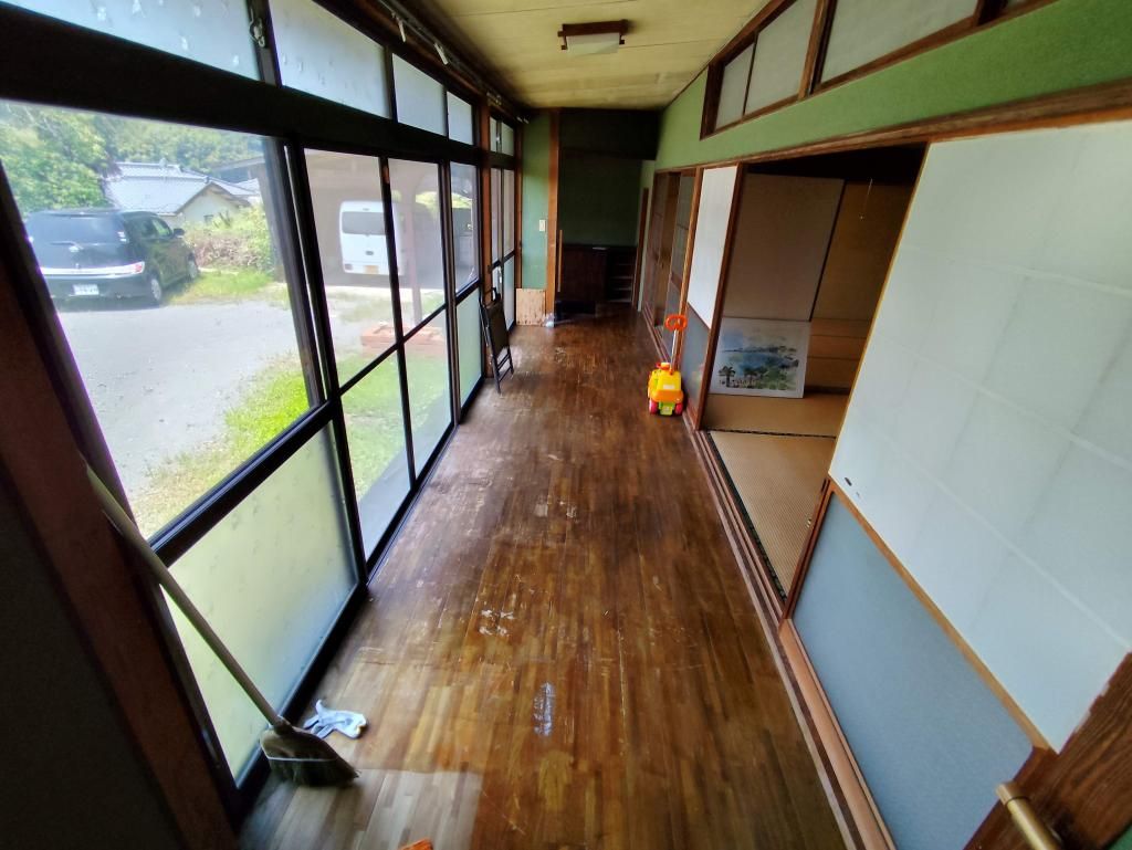 1948 Kominka-Style House for Sale in Nagomi, Kumamoto - Thumbnail 4