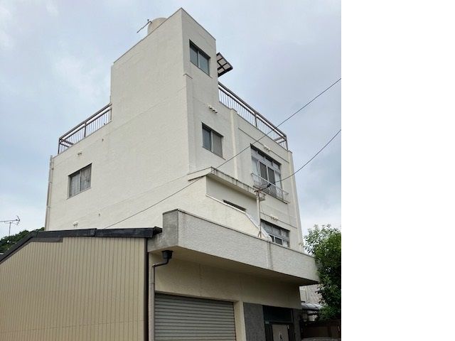 8DK Family Home for Sale in Takehara, Hiroshima - 190.36 sqm - Image 1