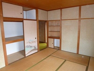 5DK Detached House with Garden in Sanda, Hyogo - 270万 Yen - Thumbnail 2