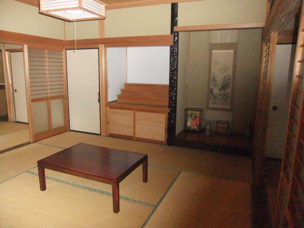 1997 Wooden House with Farmland for Sale in Asago, Hyogo - Thumbnail 4