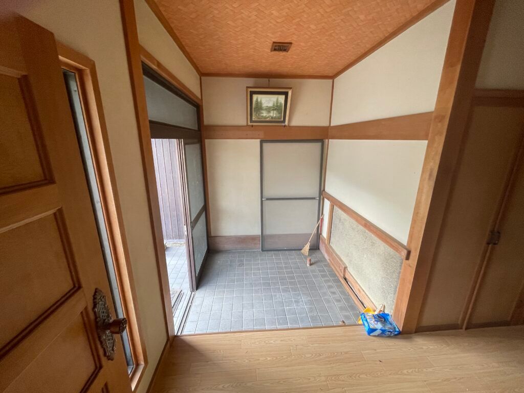 1972 Steel/Wood House for Sale in Asago City, Hyogo - Thumbnail 2