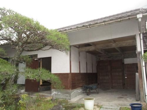 Spacious 11DK Kominka with Vast Land in Kasaoka, Okayama - Thumbnail 3