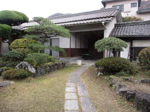 Spacious 11DK Kominka with Vast Land in Kasaoka, Okayama - Thumbnail 4