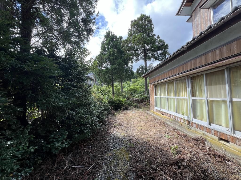 Large 8K Rental House in Yahiko Village, Niigata - 186 sqm - Thumbnail 3