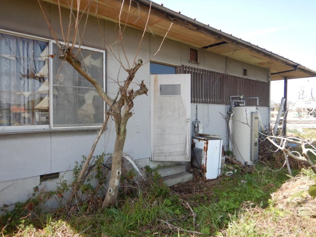 Used 4DK Detached House for Sale in Iyo City, Ehime - Thumbnail 2