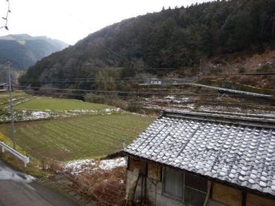 Traditional 3DK House with Mountain Views in Iyo City — Image 2, Iyo, Ehime