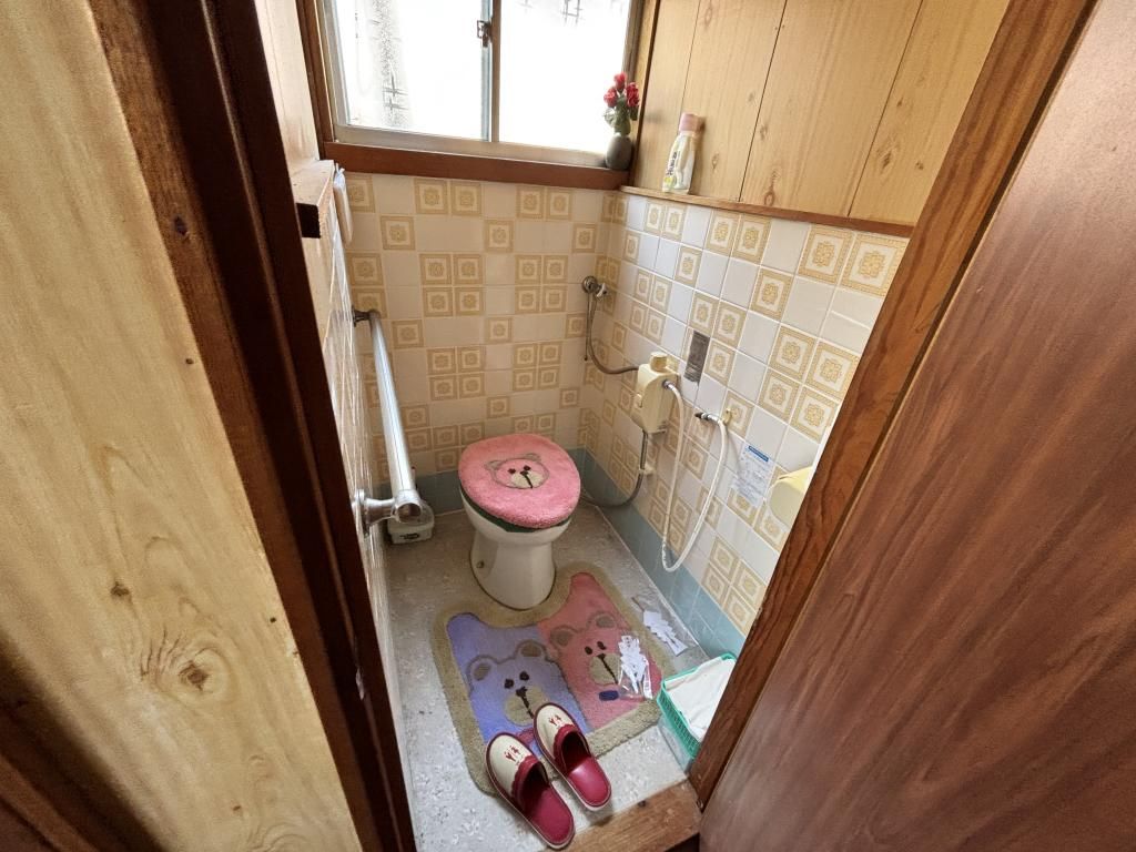7LDK Rental House in Tsushima City, Nagasaki - Thumbnail 2