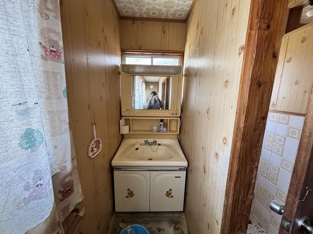 7LDK Rental House in Tsushima City, Nagasaki - Thumbnail 4