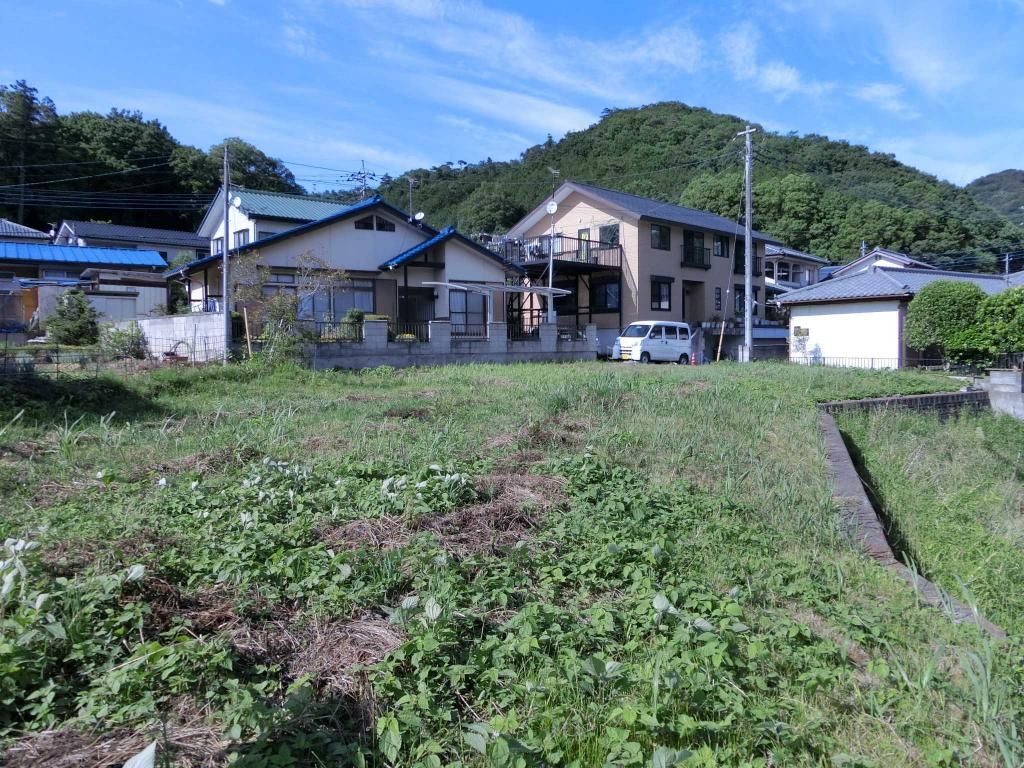 Hillside Land Plot in Kiryu, Gunma - 354.91 sqm Vacant Lot - Thumbnail 2