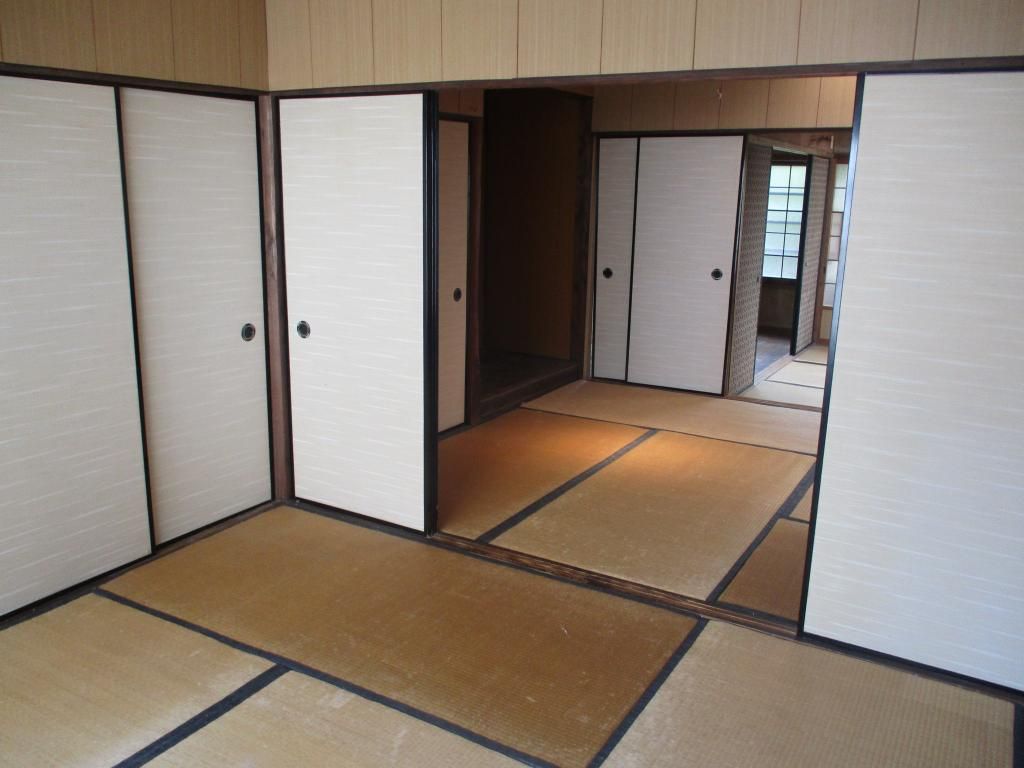 4K Detached House with Garage for Sale in Yawatahama, Ehime - Thumbnail 4