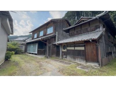 7LDK House in Taka Town with Mountain Views — Image 1, Taka, Hyogo