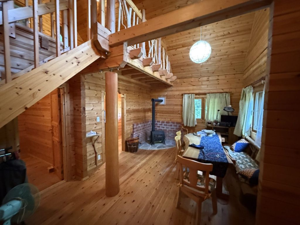 Minimalist 2LDK Vacation House for Sale in Inawashiro, Fukushima - Thumbnail 2