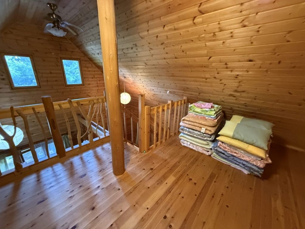 Minimalist 2LDK Vacation House for Sale in Inawashiro, Fukushima - Thumbnail 4