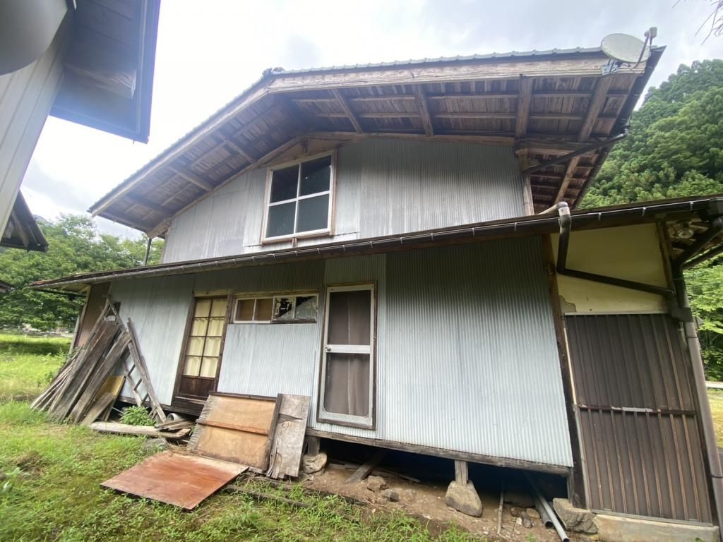 Meiji-Era Kominka with Vast Farmland in Gujo, Gifu - Thumbnail 2