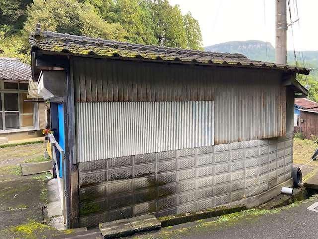Renovation Project: 6DK House on 477 sqm Land in Kusu, Oita - Thumbnail 3