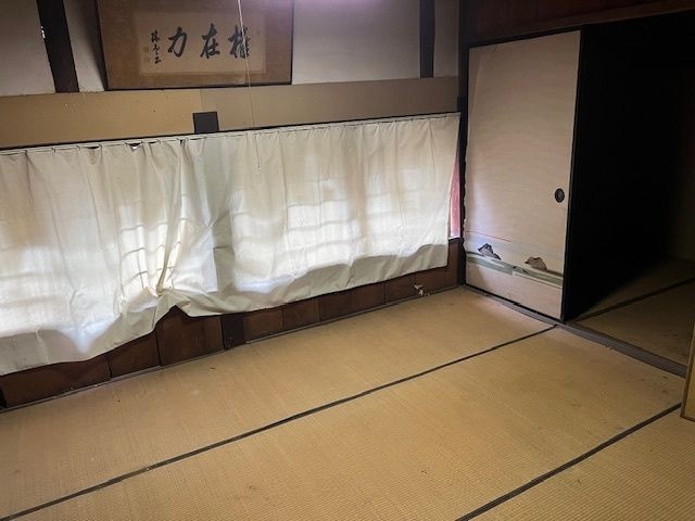 Traditional-Style House for Sale in Awara City, Fukui - 239.99 sqm - Thumbnail 4