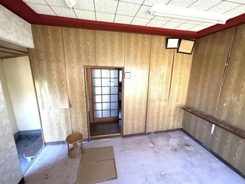 Former Salon 3DK House for Sale in Kurayoshi, Tottori - Thumbnail 4