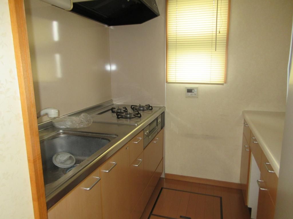 2K House for Sale Near Shibukawa Station, Gunma - Thumbnail 3