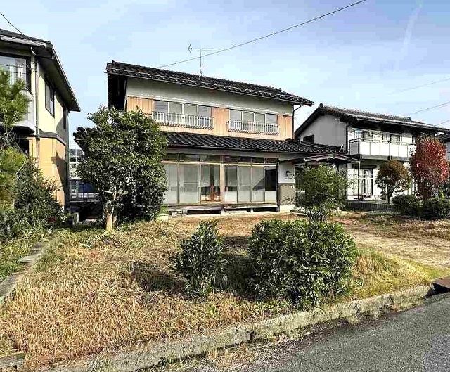 4DK Wooden House with Garden for Sale in Kurayoshi, Tottori - Thumbnail 3