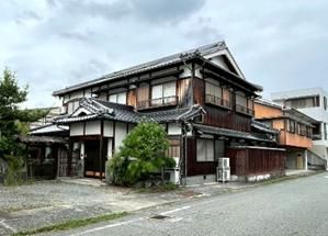 Spacious 9K House for Sale in Tatsuno City, Hyogo - Thumbnail 2