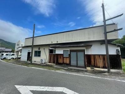 Traditional House for Sale in Imabari, Ehime with Road Heater — Image 1, Imabari, Ehime