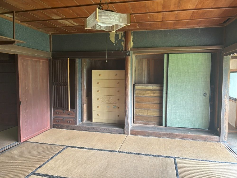 9DK House for Sale in Koka City with Tea Field Views - Thumbnail 2