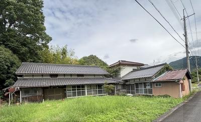 9DK House for Sale in Koka City with Tea Field Views — Image 1, Koka, Shiga