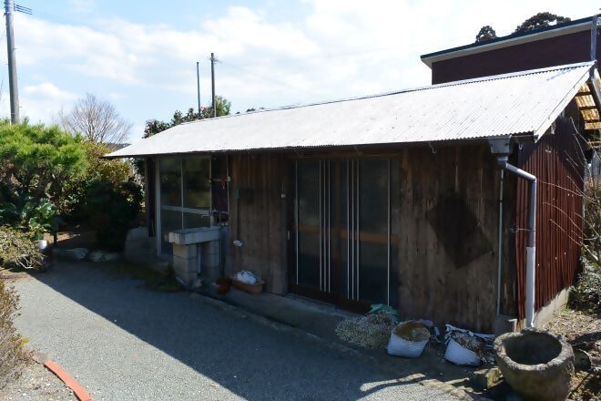 5DK Traditional House on Large Corner Lot in Minamikyushu, Kagoshima - Thumbnail 2