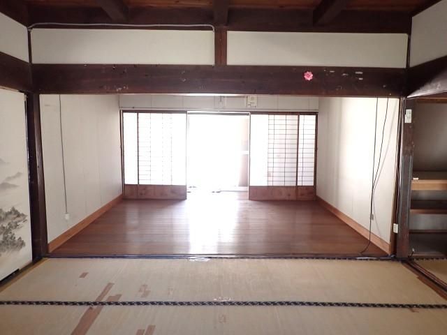 8DK House on Large Lot in Niimi City, Okayama - Thumbnail 3