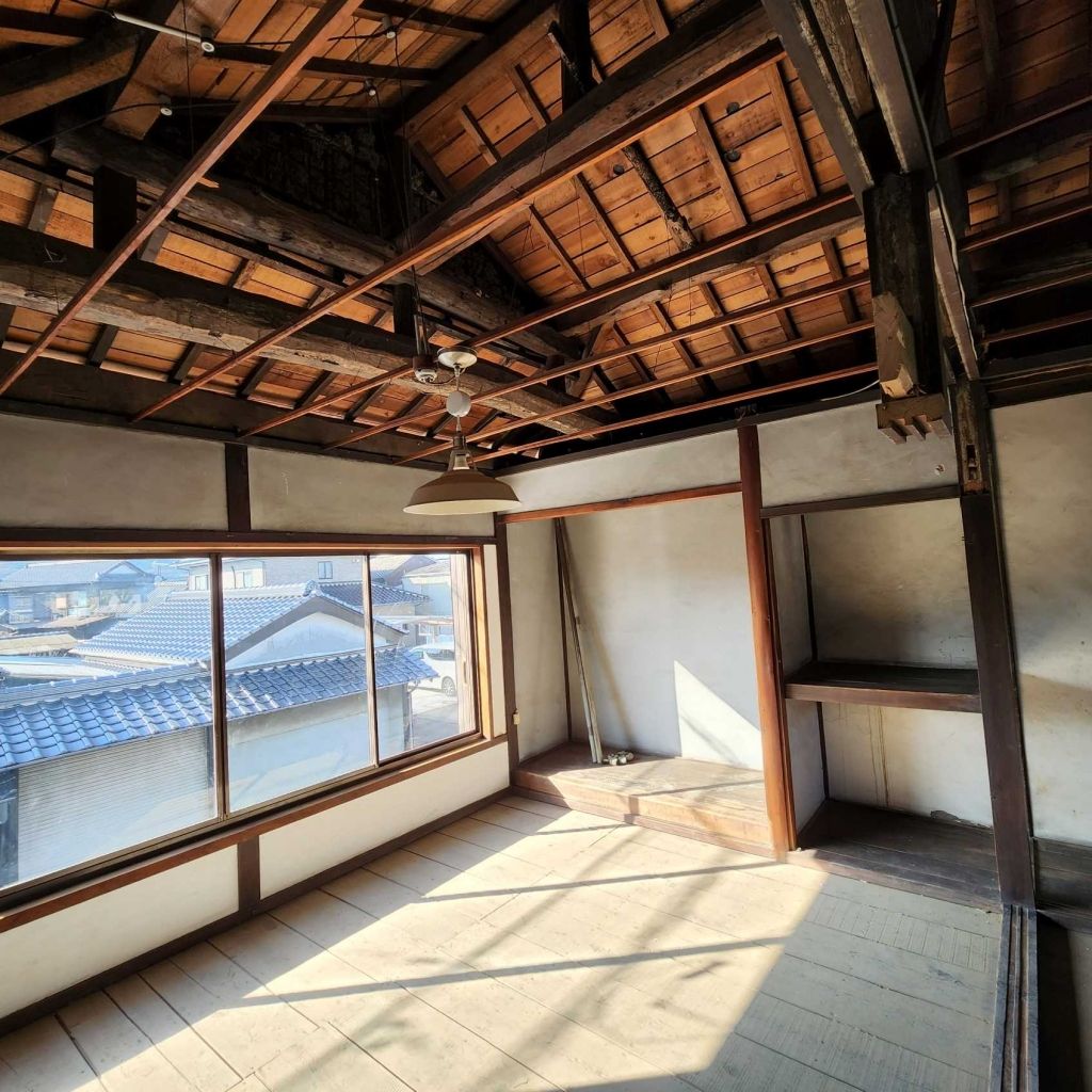 Vintage 2-Story Shop for Rent in Yanai, Yamaguchi - Akiya Bank No. 197 - Thumbnail 2