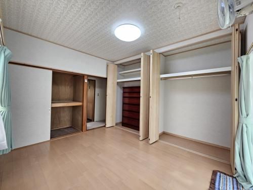Spacious 5DK House in Mizunami with Natural Views - Thumbnail 3