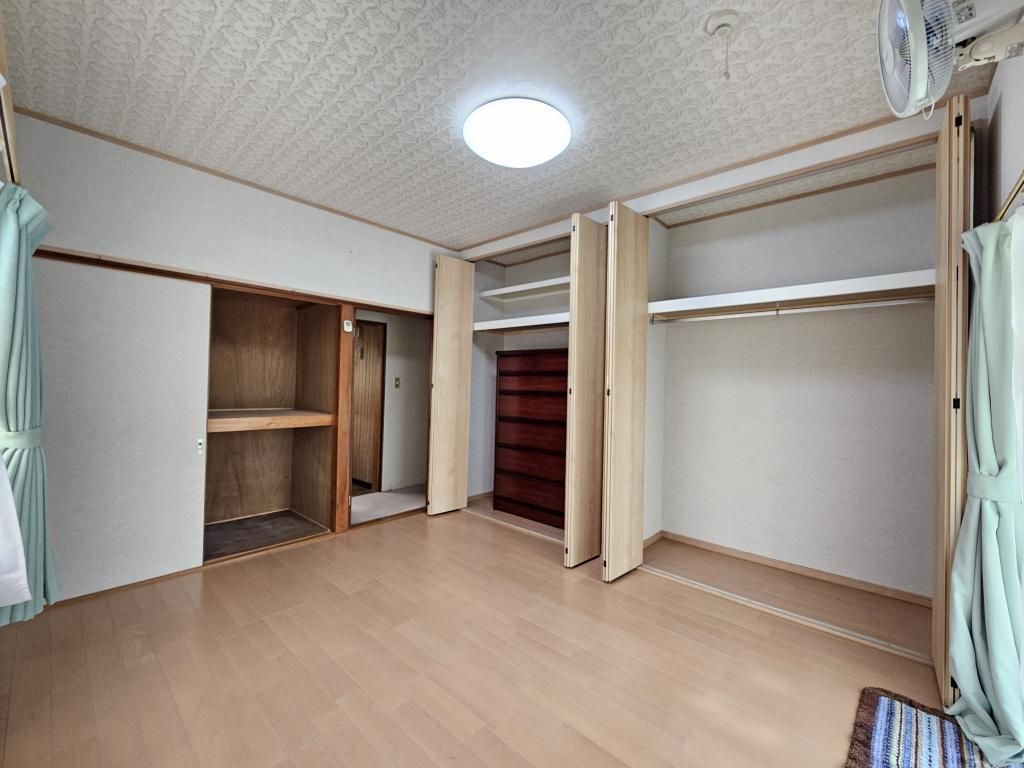 Spacious 5DK House in Mizunami with Natural Views - Thumbnail 4