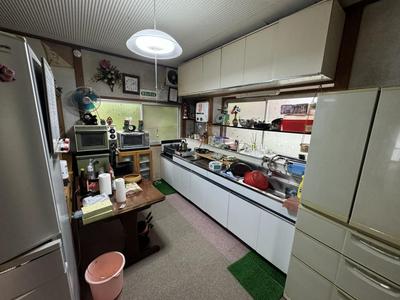 9DK House for Sale in Kokonoe, Oita — Image 1, Kokonoe, Oita