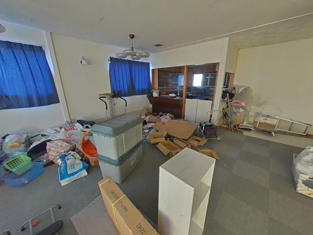 Spacious 10DK Former Shop & House in Yazu, Tottori - Thumbnail 3