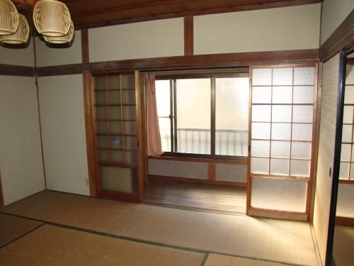 Traditional 4DK House for Rent in Miyoshi City, Tokushima - Thumbnail 2