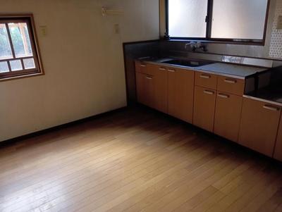 Traditional Farmhouse with Agricultural Land in Teramae, Hyogo — Image 2, Kamikawa, Hyogo