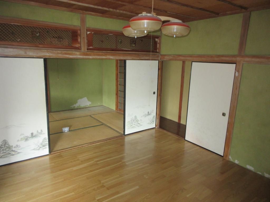 1970 5DK House for Sale in Kokonoe Town, Oita - Akiya Bank Listing - Thumbnail 3