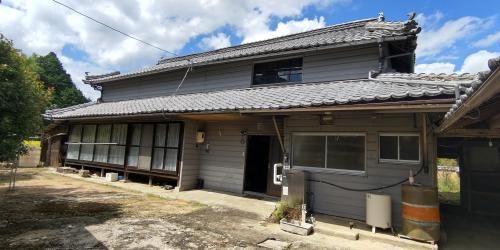 Traditional Kominka with Farmland for Sale in Akaiwa, Okayama - Image 1