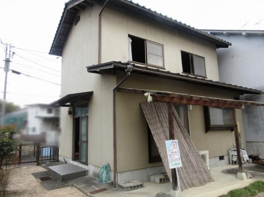3DK House for Sale Near JR Miyoshi Station in Miyoshi City - Thumbnail 2