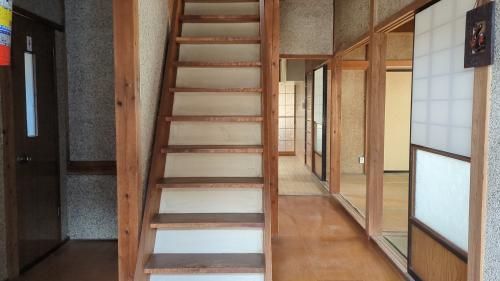 7DK Vacant House with Garden and Vegetable Plot in Sanjo, Niigata - Thumbnail 3