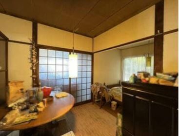 1973 3LDK Detached House on 252m² Corner Plot in Oita City - Thumbnail 2